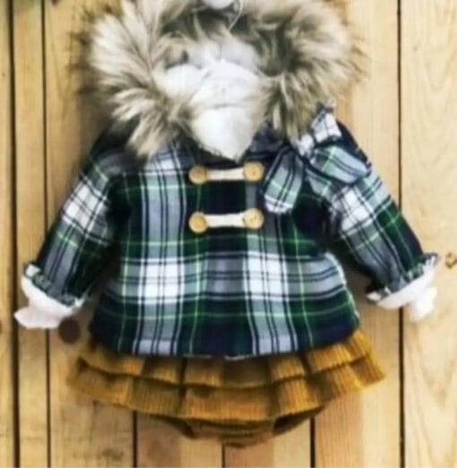 CONJUNTO VALENTINA ESCOCES 3 PIEZAS CON ABRIGO